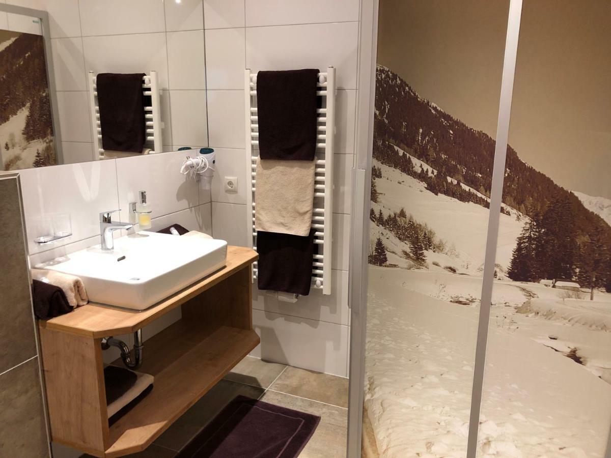 Garni Apart Wallamotta Silvretta Card Premium Betrieb Galtür Exterior foto